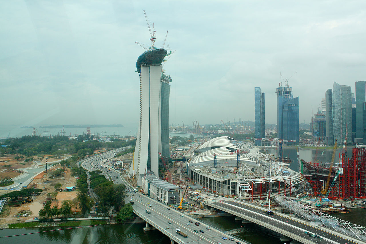 Tuyển nam làm xây dựng